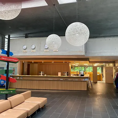 Vandrarhem Youth Jeunotel