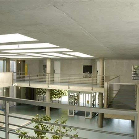 Hostel Youth Jeunotel *