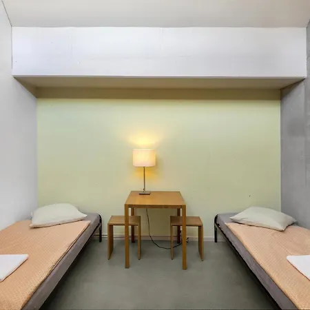 Youth Jeunotel Hostel *