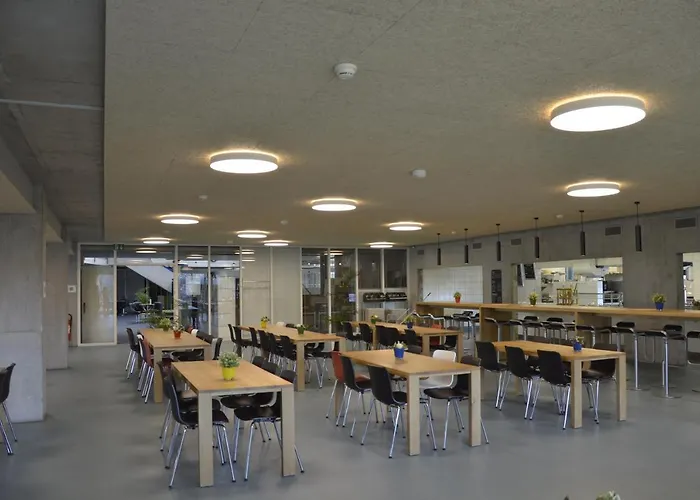 Youth Jeunotel לוזאן