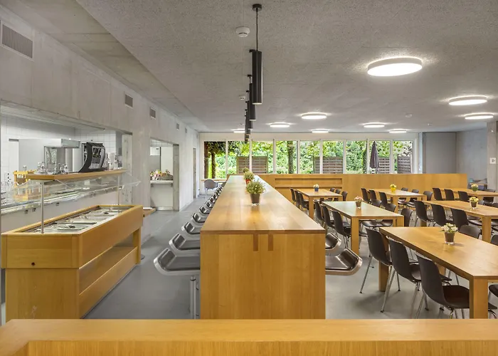 Youth Jeunotel לוזאן