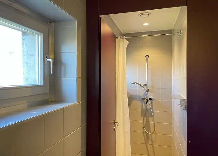 Youth Jeunotel * Лозанна