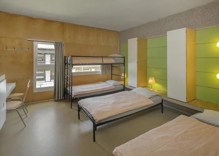 Youth Jeunotel Hostel