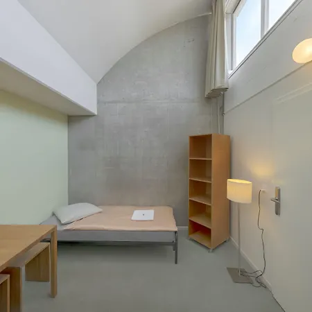 Youth Jeunotel Hostel Lozanna